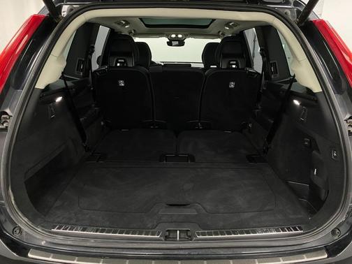 2023 Volvo XC90 Recharge Plug-In Hybrid T8 Plus Bright Theme 7-Seater