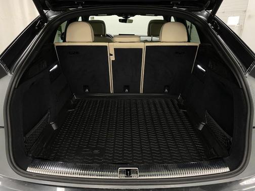 Daytona Gray Pearl Effect 2022 Audi Q5 45 S line Premium Plus