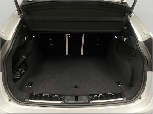 2025 Jaguar F-PACE SVR P550 AWD Automatic