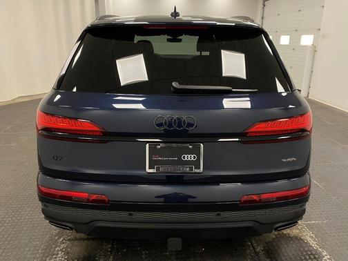 2025 Audi Q7 55 Prestige