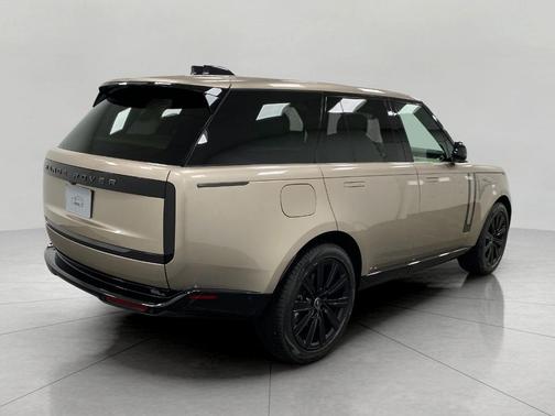 2025 Land Rover Range Rover P400 SE
