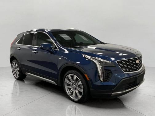 2020 Cadillac XT4 Premium Luxury