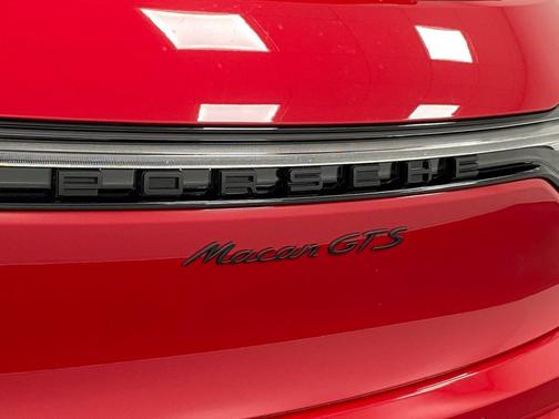 2024 Porsche Macan GTS