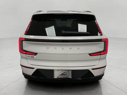 2025 Volvo EX90 Twin Motor Performance Ultra