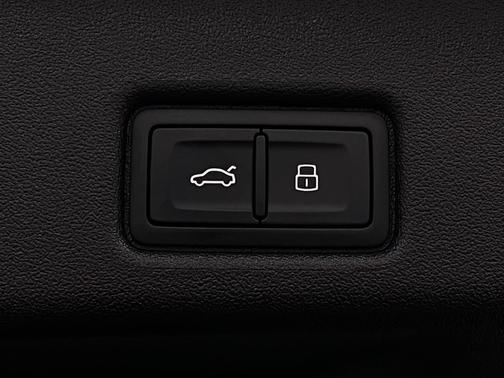 2025 Audi Q5 Prestige TFSI quattro S tronic