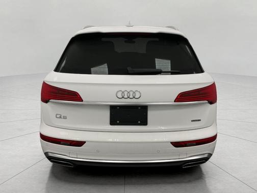 2022 Audi Q5 45 S line Prestige