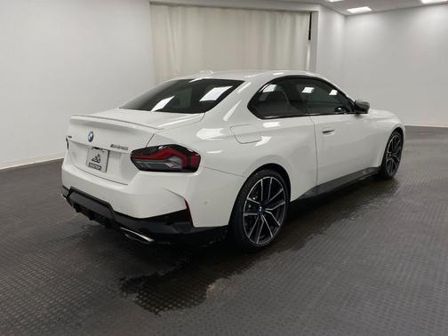 2024 BMW M240 i xDrive