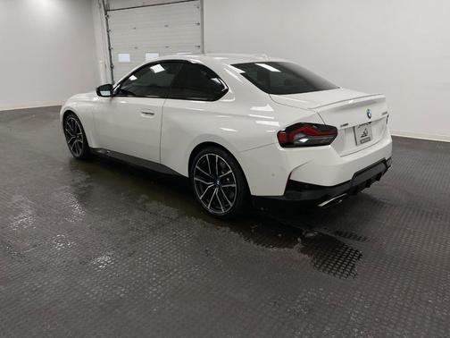 2024 BMW M240 i xDrive