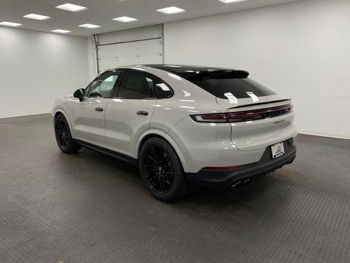 2026 Porsche Cayenne S
