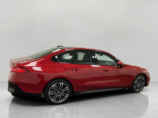 2024 BMW 540 i xDrive