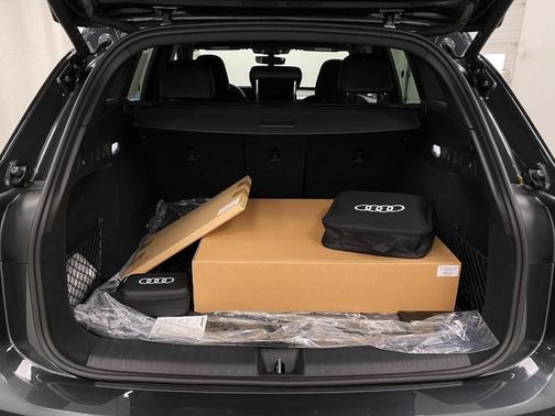 Manhattan Gray Metallic 2027 Audi Q6 e-tron Premium Plus
