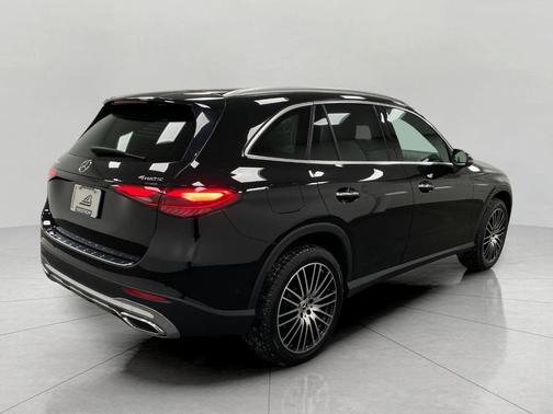 2023 Mercedes-Benz GLC 300 4MATIC