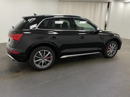 2025 Audi SQ5 3.0T Premium Plus