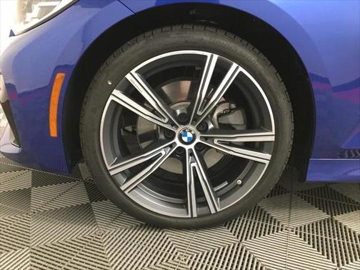 2021 BMW 330 xDrive