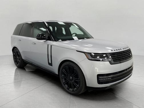 2025 Land Rover Range Rover P530 SE
