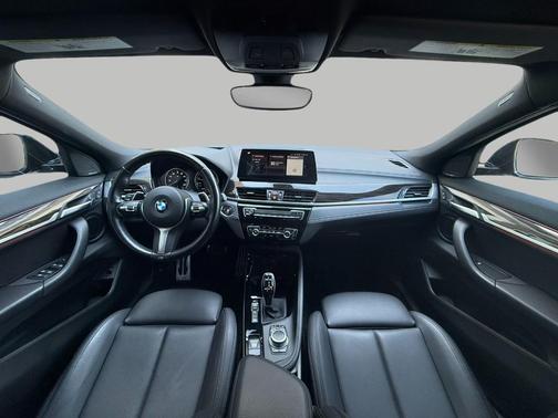 2022 BMW X2 M35i