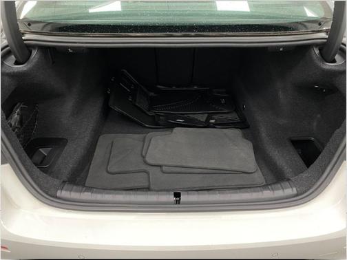 2023 BMW 530 i xDrive