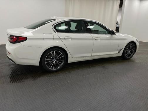 2023 BMW 530 i xDrive