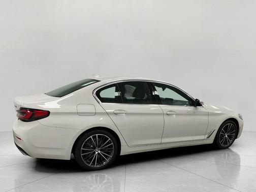 2023 BMW 530 i xDrive