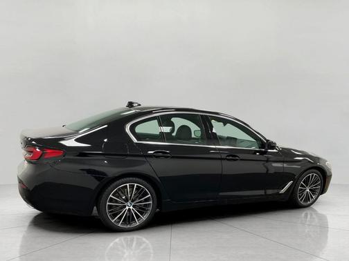 2022 BMW 530 i xDrive