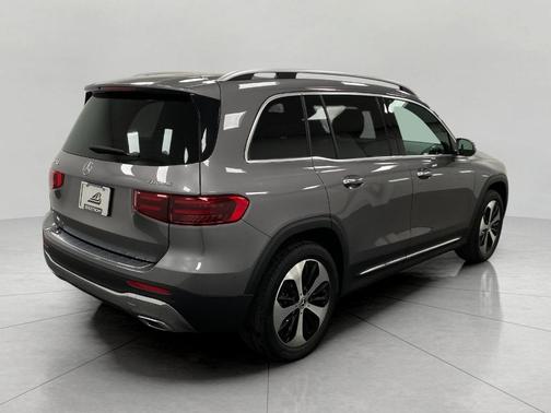 2025 Mercedes-Benz GLB 250 4MATIC