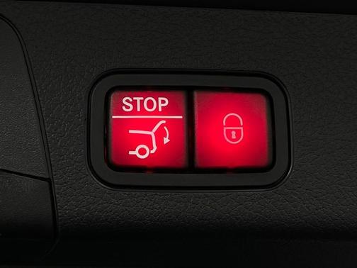 2025 Mercedes-Benz GLB 250 4MATIC