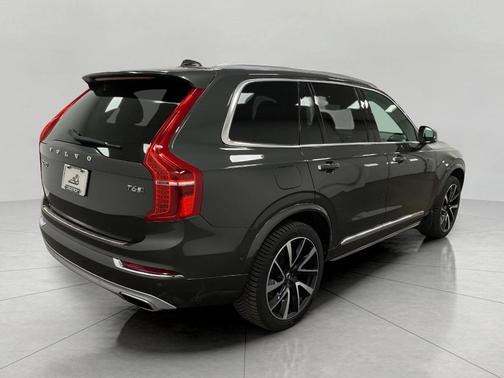 2018 Volvo XC90 T6 Inscription