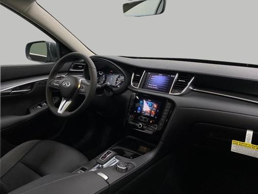 2025 INFINITI QX50 Luxe AWD