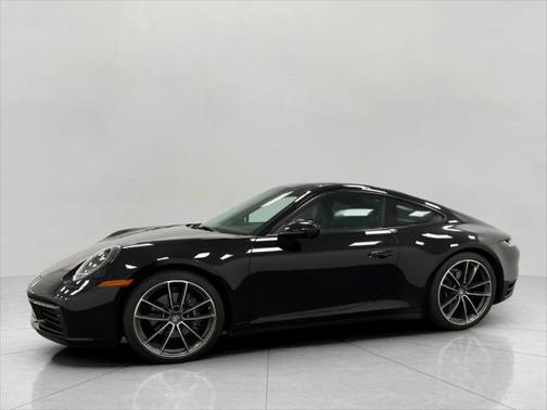 2021 Porsche 911 Carrera