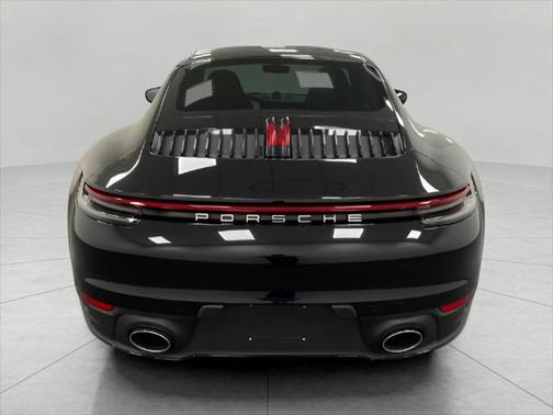 2021 Porsche 911 Carrera