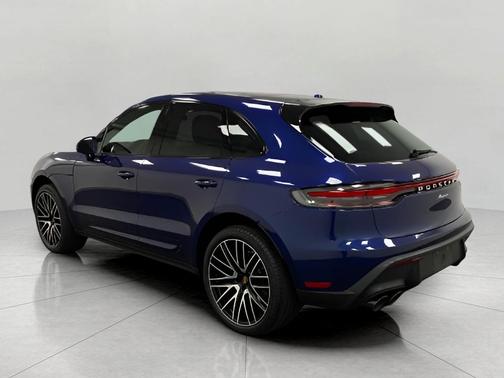 2023 Porsche Macan 