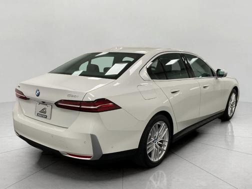 2024 BMW 530 xDrive