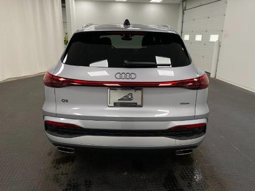 2025 Audi Q5 Premium Plus