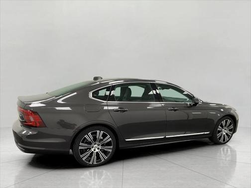 2024 Volvo S90 B6 Ultimate