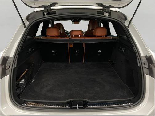 MANUFAKTUR Moonlight White Metallic 2024 Mercedes-Benz GLC 300 4MATIC