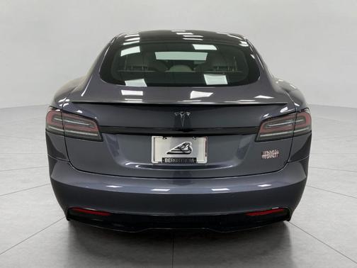 2022 Tesla Model S Plaid