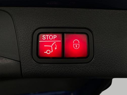 2025 Mercedes-Benz GLB 250 4MATIC