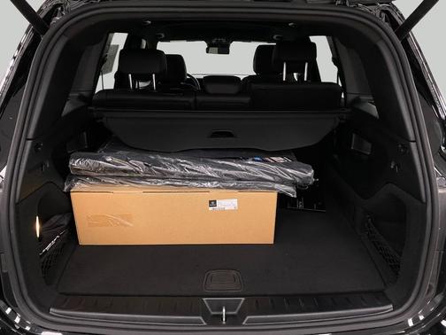 2025 Mercedes-Benz GLB 250 4MATIC