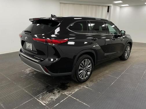 2020 Toyota Highlander Platinum