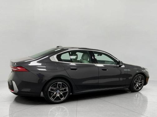 2026 BMW 530 xDrive