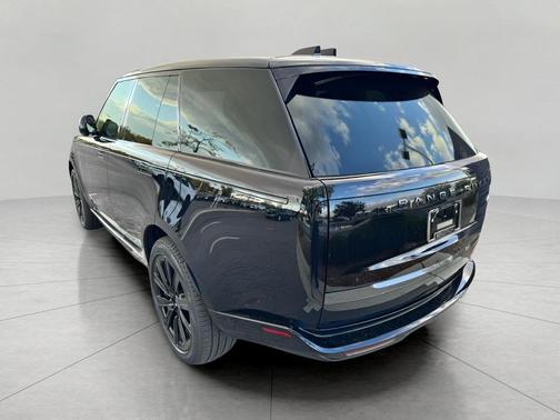2023 Land Rover Range Rover P400 SE