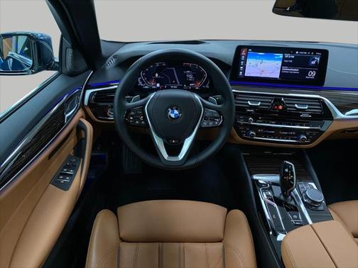 2023 BMW 530 i xDrive