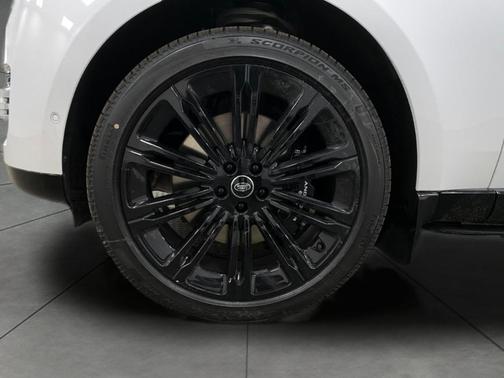 2025 Land Rover Range Rover SUV