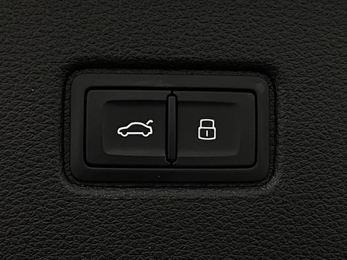 2025 Audi Q7 45 Premium