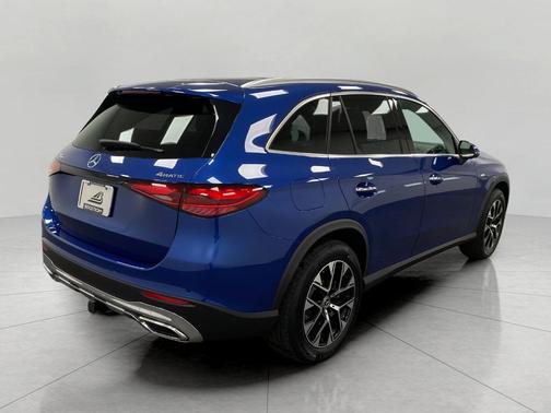 2025 Mercedes-Benz GLC 350e Base