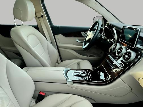 2018 Mercedes-Benz GLC 300 4MATIC