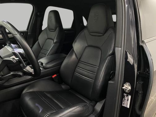 2020 Porsche Cayenne S