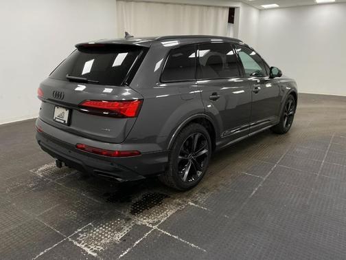 2026 Audi Q7 55 Premium Plus