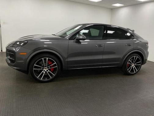 2025 Porsche Cayenne S
