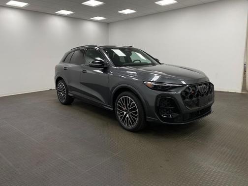 DAYTONA GRAY PEARL EFFECT 2026 Audi SQ5 3.0T Premium Plus